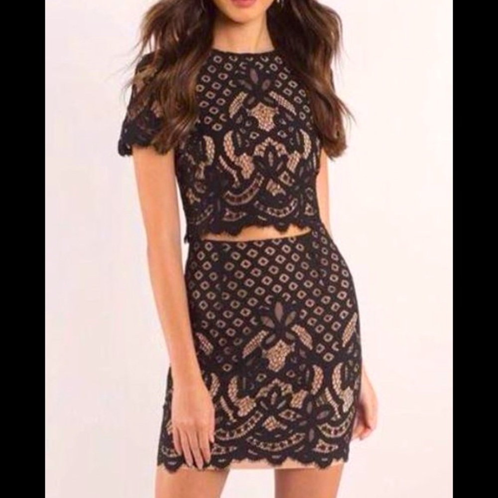Lulu’s UO vibe lace two piece formal cocktail sexy!!